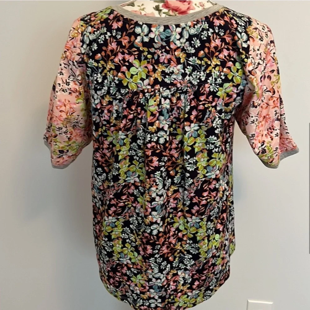 *Anthropologie Maeve Suzanne Top